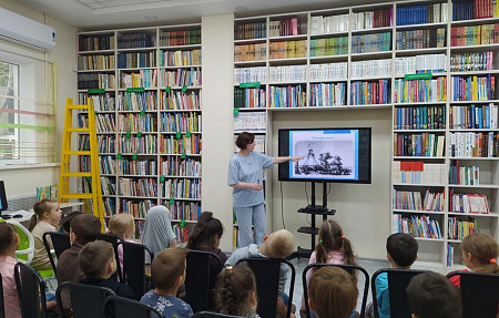 За знаниями о городе – в библиотеку